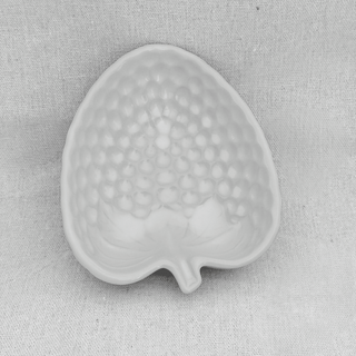 Ceramic Ivory Grape Cluster Footed Serving Bowl, Japan