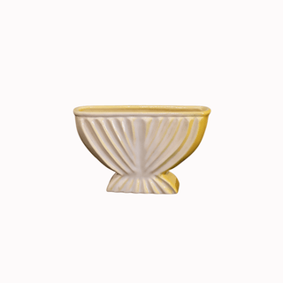 Peggy Warren Ribbed Mantle Vase 2