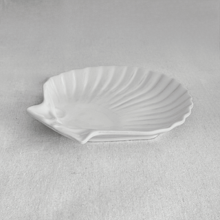 Meizai Ivory Scallop Shell Canape Serving Plate