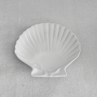 Meizai Ivory Scallop Shell Canape Serving Plate