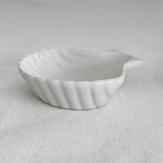 Small Ivory Scallop Shell Appetizer Serving Bowls, Set of 4
