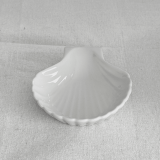 Small Ivory Scallop Shell Appetizer Serving Bowls, Set of 4
